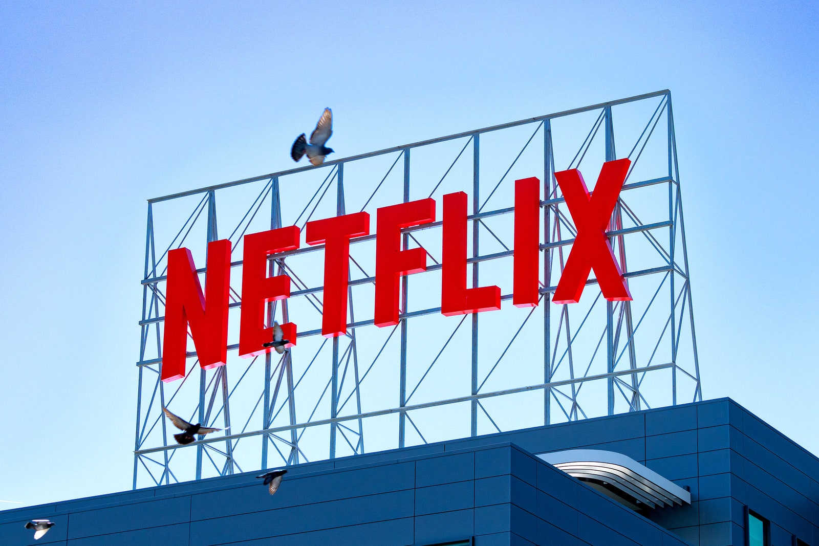 Netflix’s Password-Sharing Crackdown Is Working&-for Now